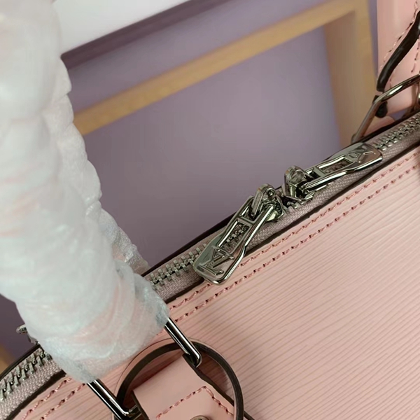 ルイヴィトンバッグ細部ディテール